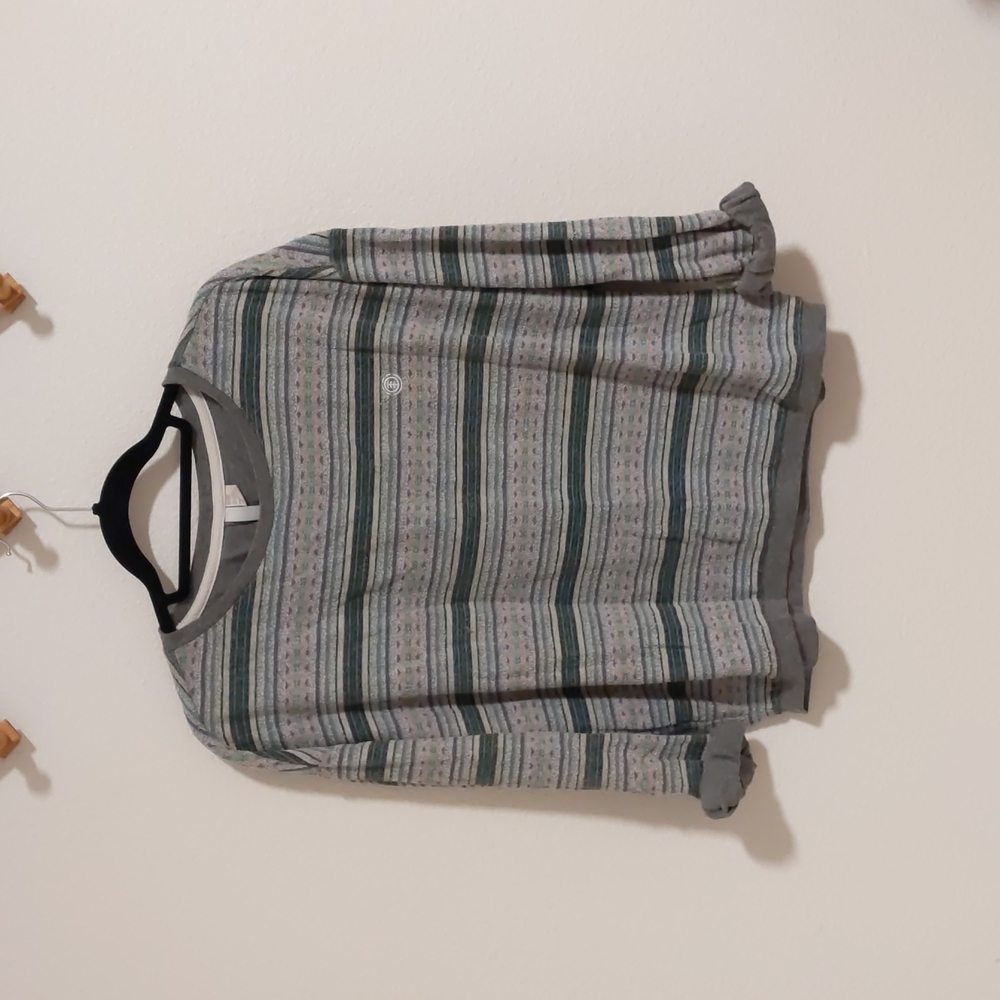 Element sweater